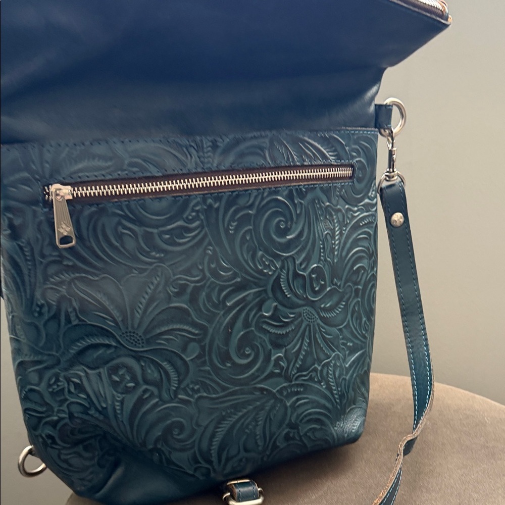 Patricia Nash Burnished Tooled Indigo Luzille Convvertible Backpack Leather - Picture 5 of 8